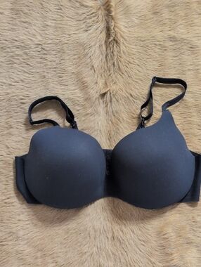 Maidenform Black Smooth Molded T-Shirt Bra